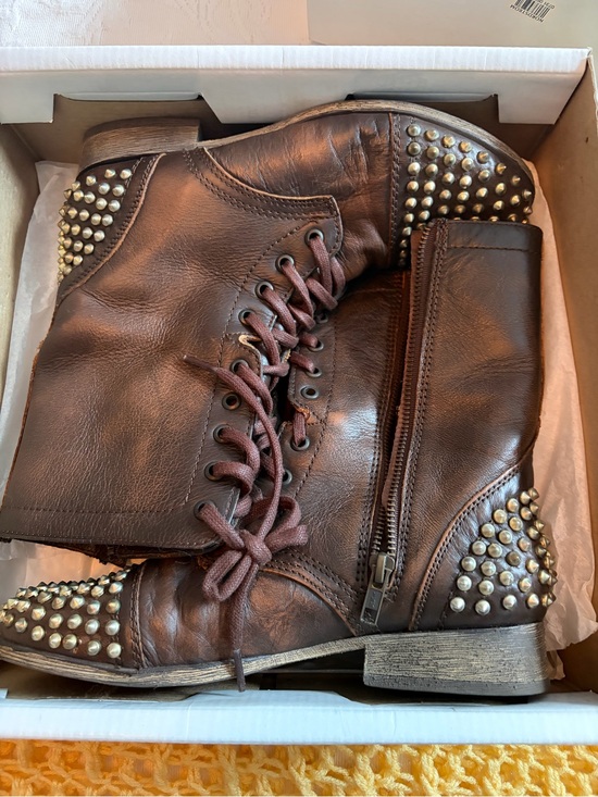 Steve Madden Shoes - Studded Brown Leather Lace-Up Ankle Boots